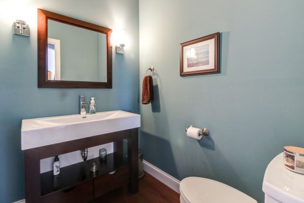 Cost of Powder Room Construction in Longview
